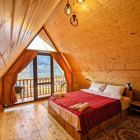 Cottage Caucasus Kazbegi Exteriör bild